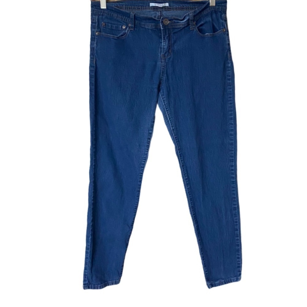 F21 Denim solid blue skinny jegging 31 jeans 31x29
